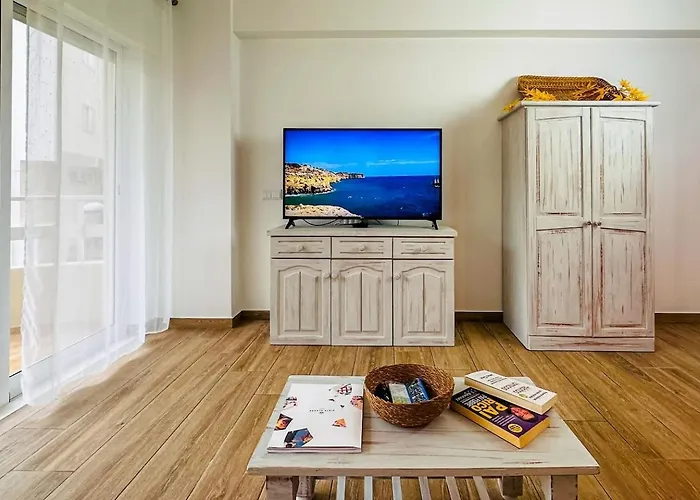 Rocha Mare - A/c 3 Min Da Areia. *