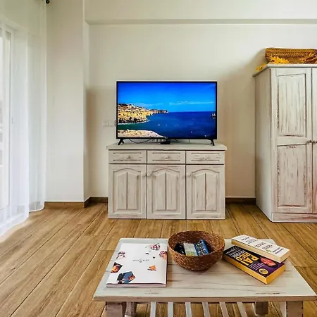 Rocha Mare - A/c 3 Min Da Areia. *